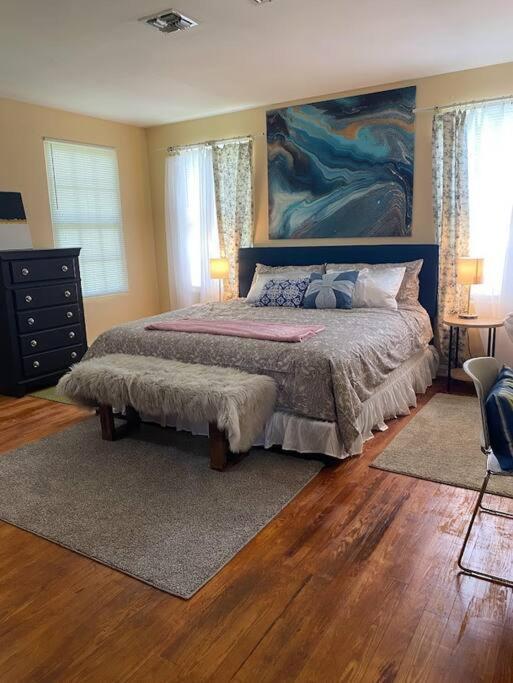 Cozy Home, King Bed, 3 Bedrooms,Close To Downtown Beaches Towncenter แจ็กสันวิลล์ ภายนอก รูปภาพ